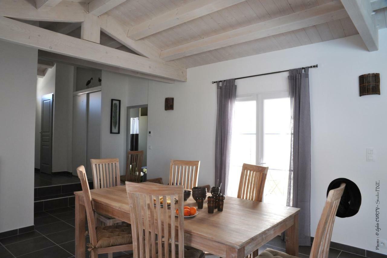 Villas Des Phares La Flotte Luaran gambar