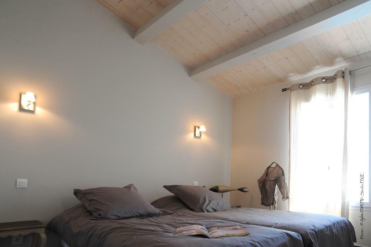 Villas Des Phares La Flotte Luaran gambar