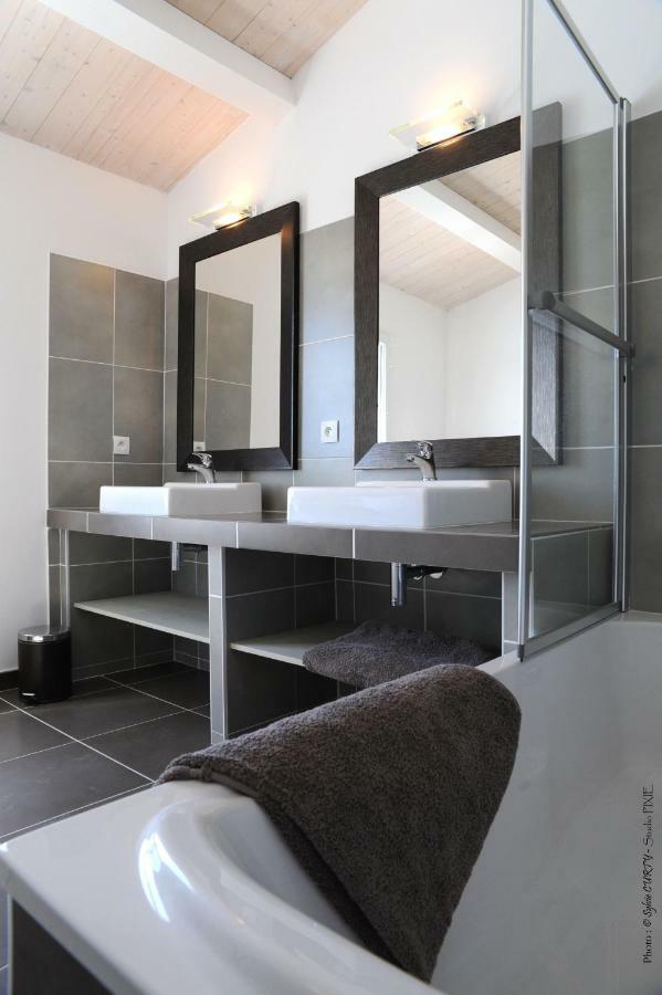 Villas Des Phares La Flotte Luaran gambar